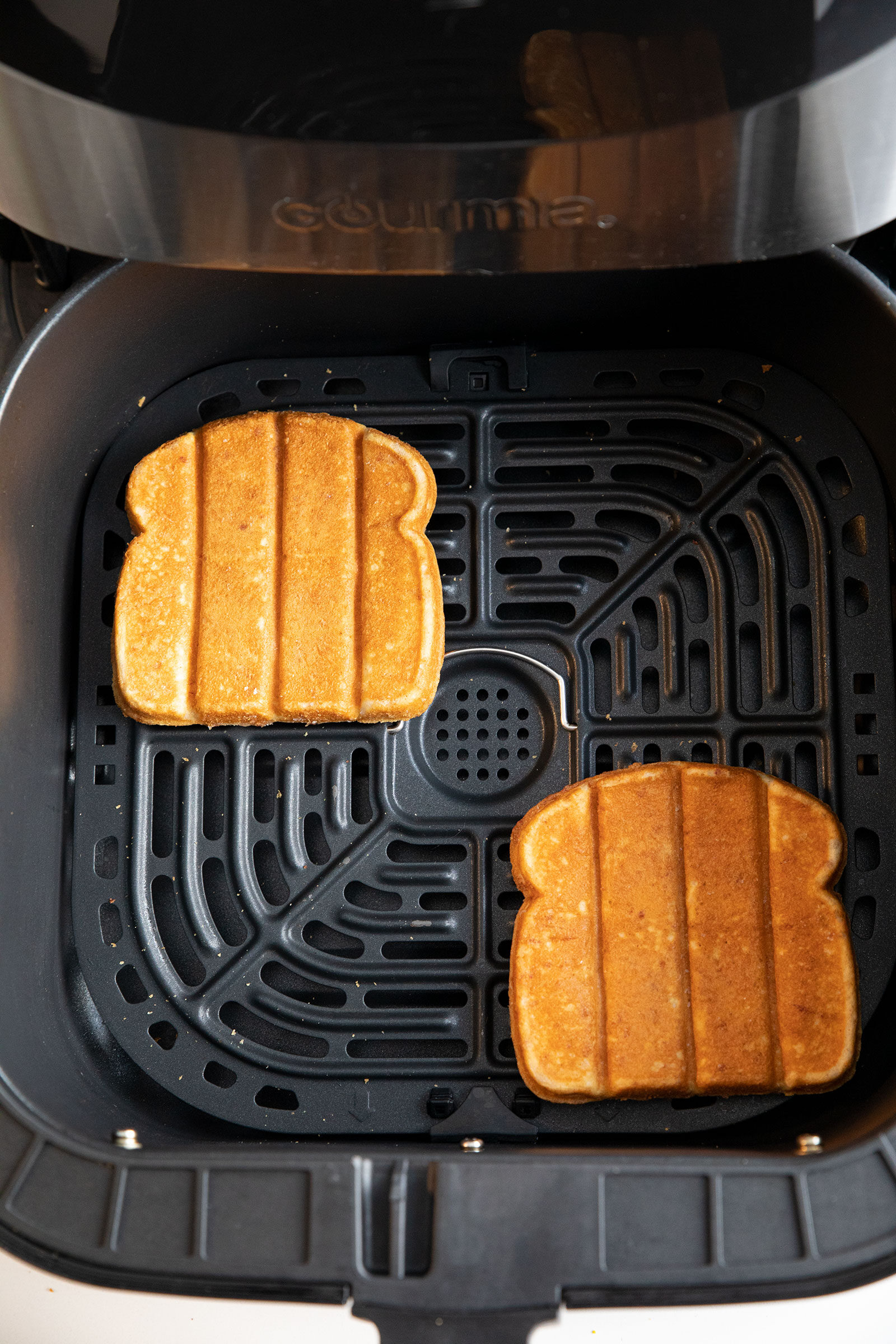 frozen French toast sticks in air fryer basket