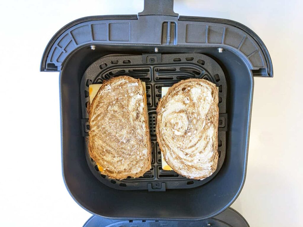 Review: I Made 4 Classic Sandwiches in My Air Fryer