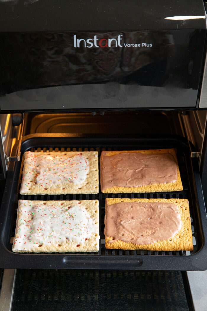 Air Fryer Pop Tarts - Fast and Slow Cooking