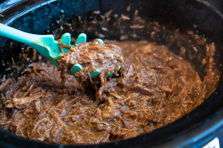 Slow Cooker Shredded Beef And Gravy Fast And Slow Cooking 0573